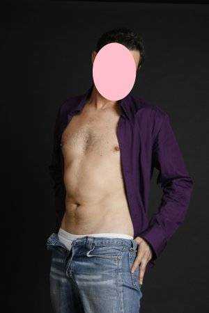 JAVIER - Gay Escort | Chapero Madrid | Sexchapero.com