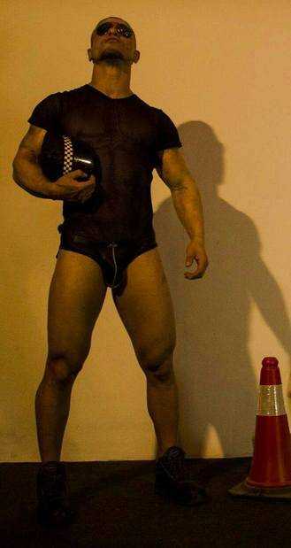 raul fuerte, raul fuerte macho activo espanol raul fuerte, escort Activo en Barcelona
