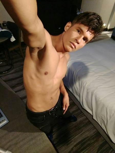 Estheban - Gay Escort | Chapero Madrid | Sexchapero.com