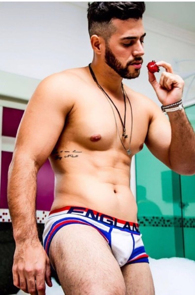 Osmar - Gay Escort | Chapero Madrid | Sexchapero.com