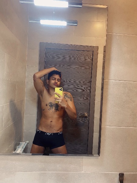 Max - Gay Escort | Chapero Alicante | Sexchapero.com