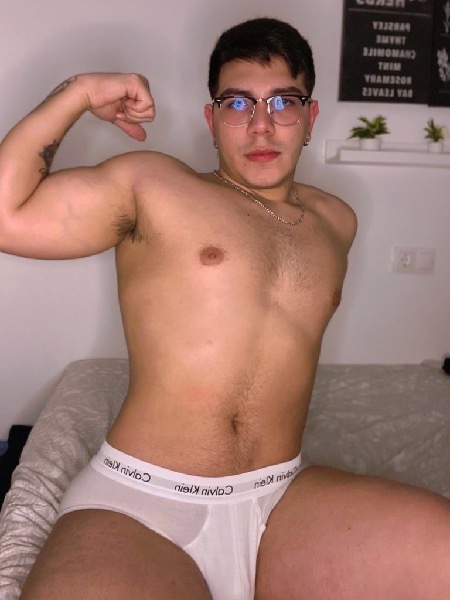 Alejandro - Gay Escort | Chapero Madrid | Sexchapero.com