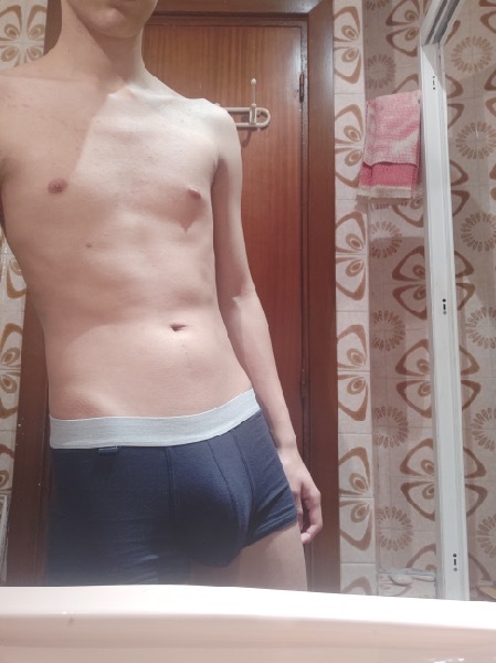 Mau - Gay Escort | Chapero Valladolid | Sexchapero.com