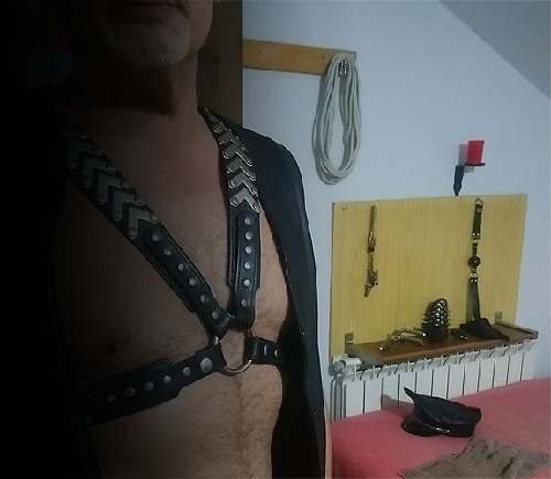 LEAT - Gay Escort | Chapero Madrid | Sexchapero.com