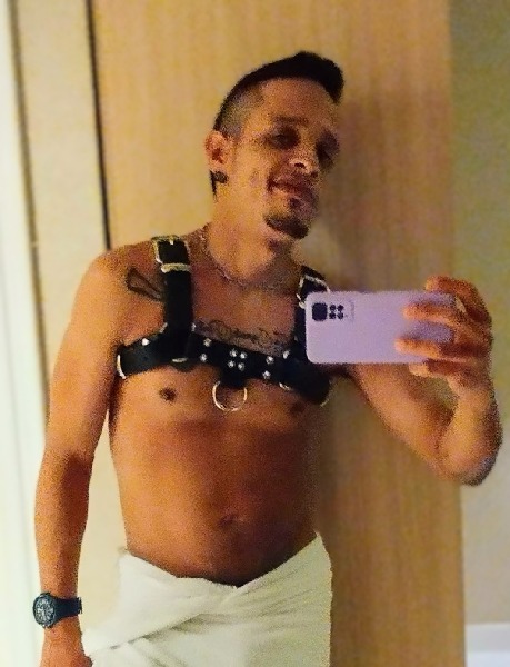 LeandroPig - Gay Escort | Chapero Barcelona | Sexchapero.com