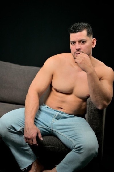 Daniel XL - Gay Escort | Chapero Madrid | Sexchapero.com