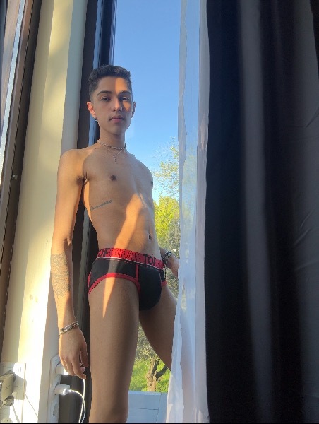 Miguel, escort Versátil Brasil en Sevilla