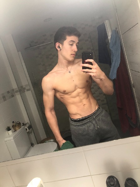 Álex - Gay Escort | Chapero Barcelona | Sexchapero.com