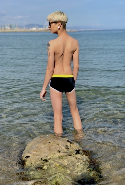 Mike, Barcelona