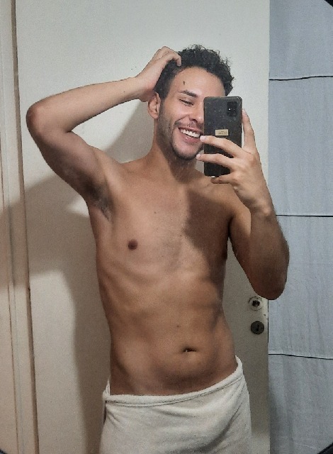 Andres, escort Versátil Italia en Madrid
