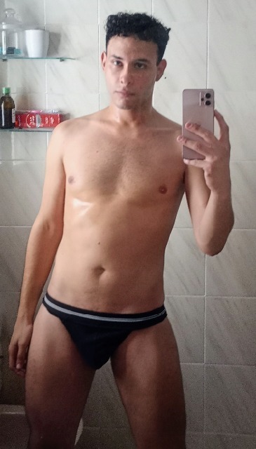Andres, escort Versátil Italia en Madrid